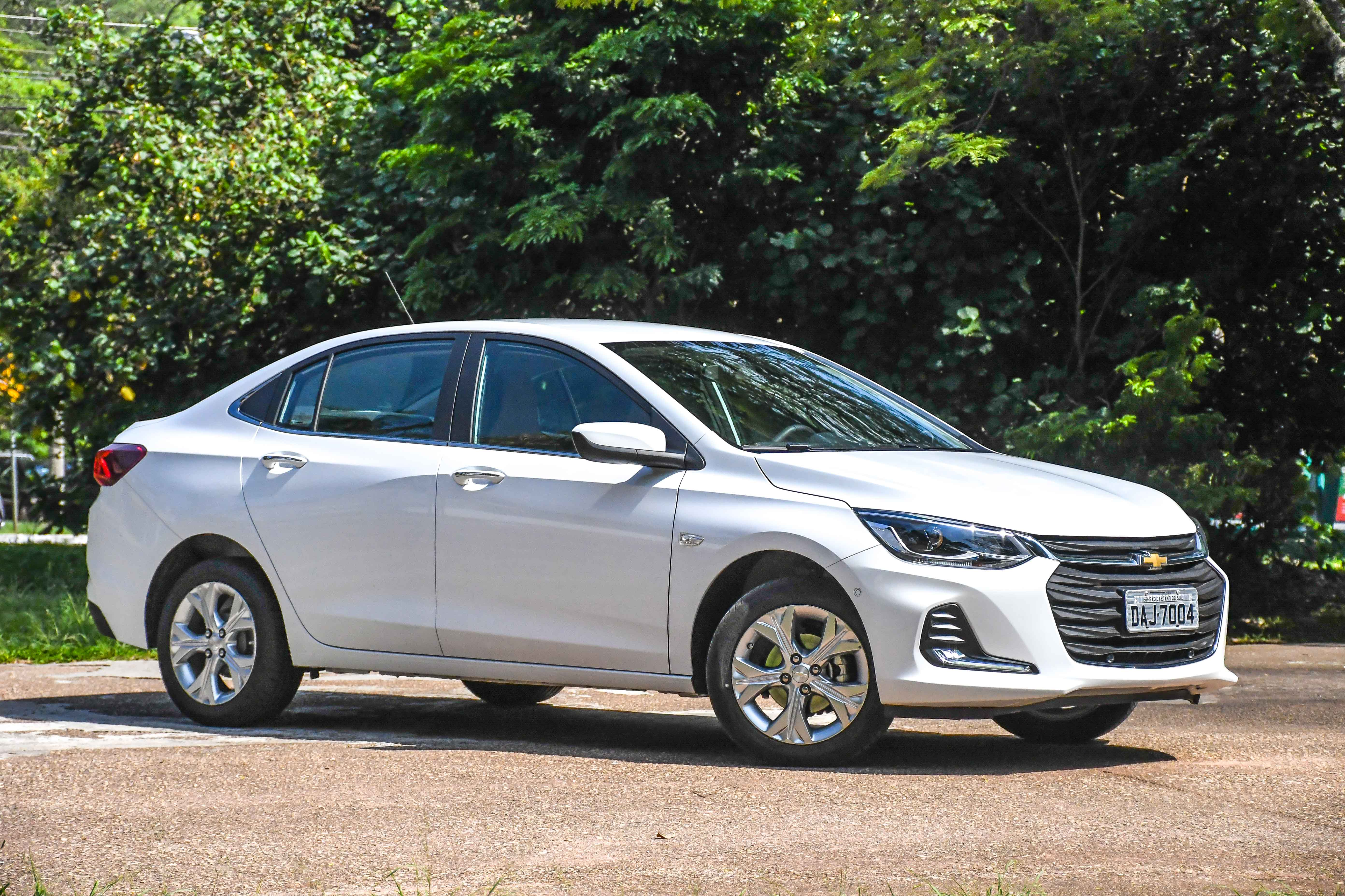 Chevrolet Onix Plus - imagem 3